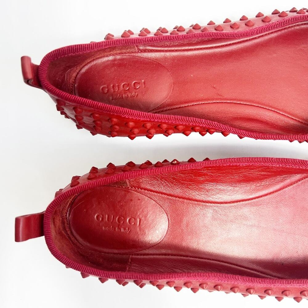 GUCCI MADE IN ITALY RED ROCKSTUD WOMEN FLATS SIZE 39 NO BOX - Picture 3 of 8